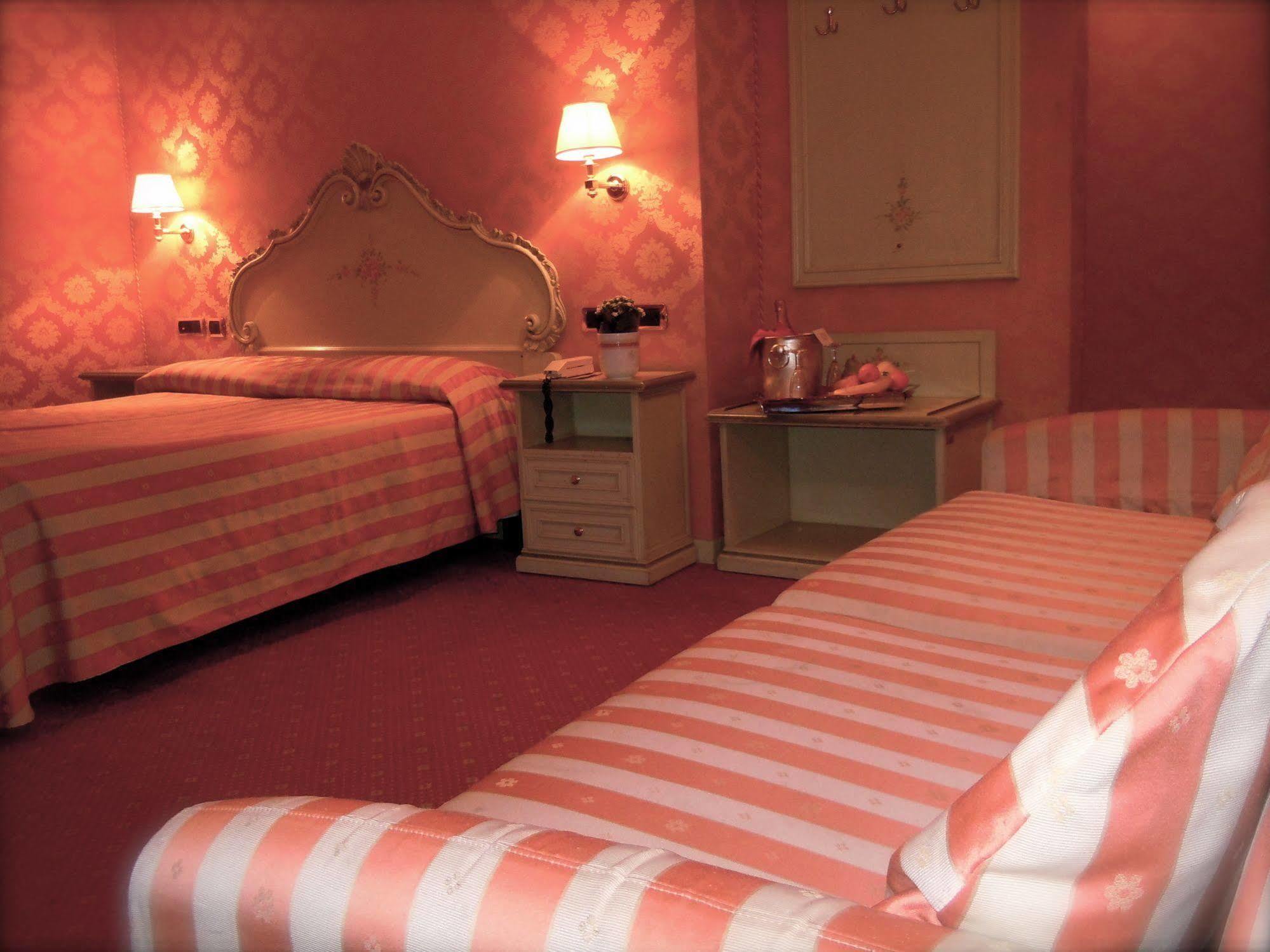 Hotel Lux Venedik Dış mekan fotoğraf